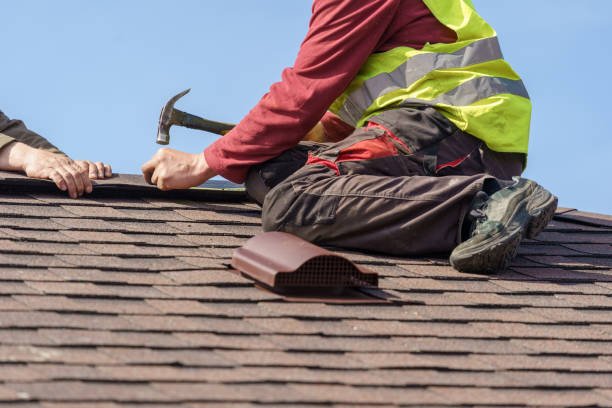 Best Residential Roofing Contractor  in Altamont, IL